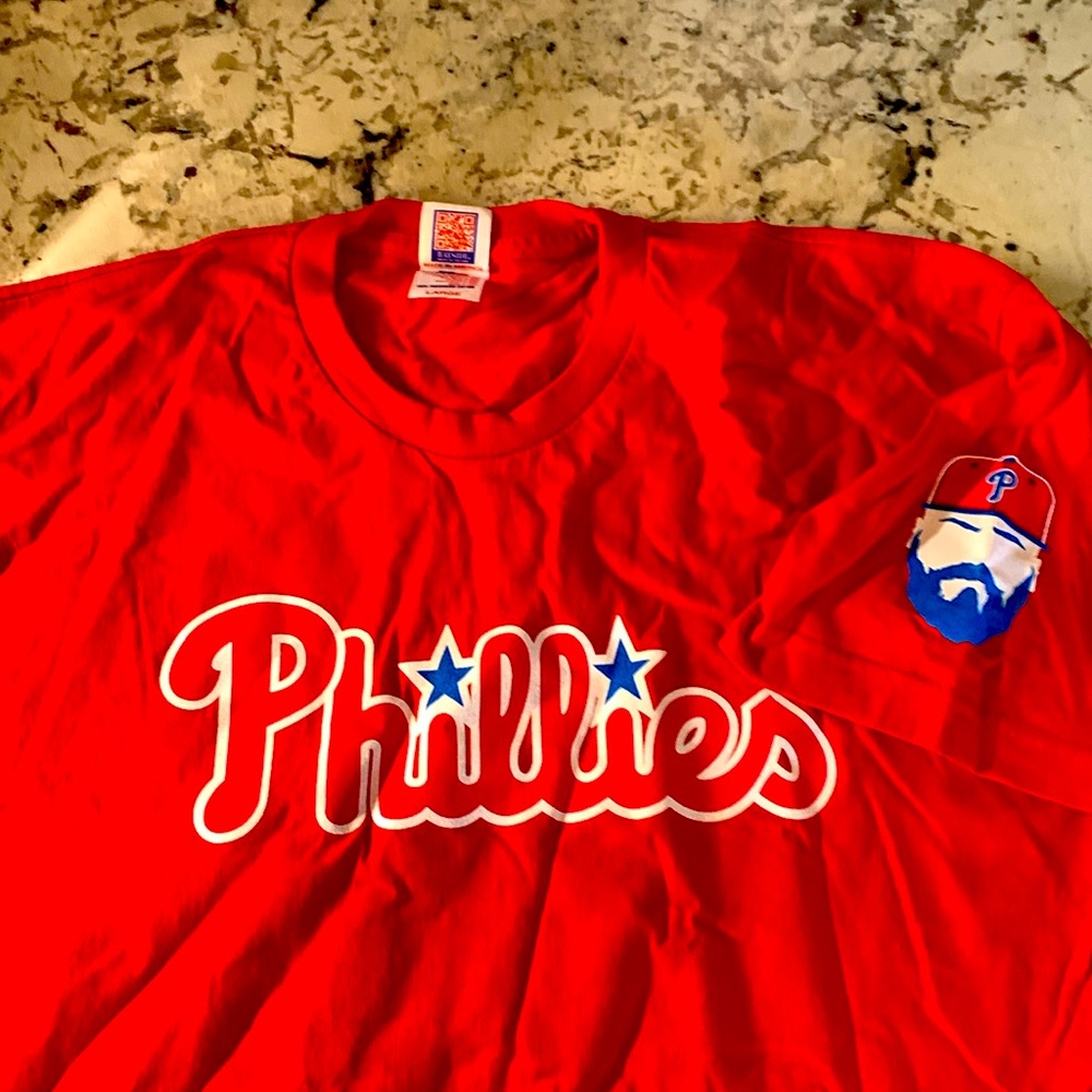 New Without Tag Philadelphia Phillies tee shirt 2018